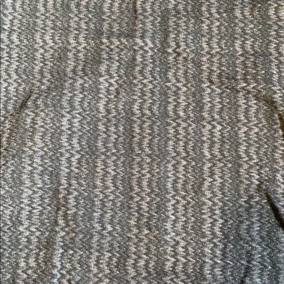 Lululemon tank top size 2 - Picture 2 of 4